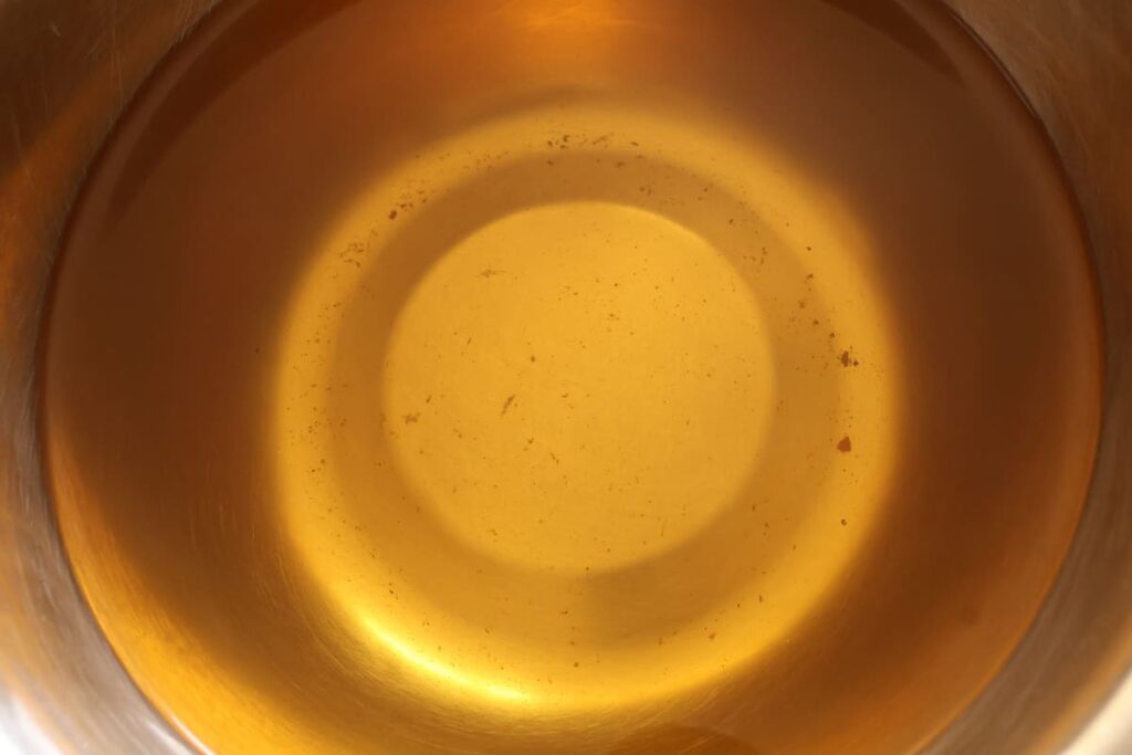 【さくらんぼの枝で草木染め】ピンク色に染められるか？