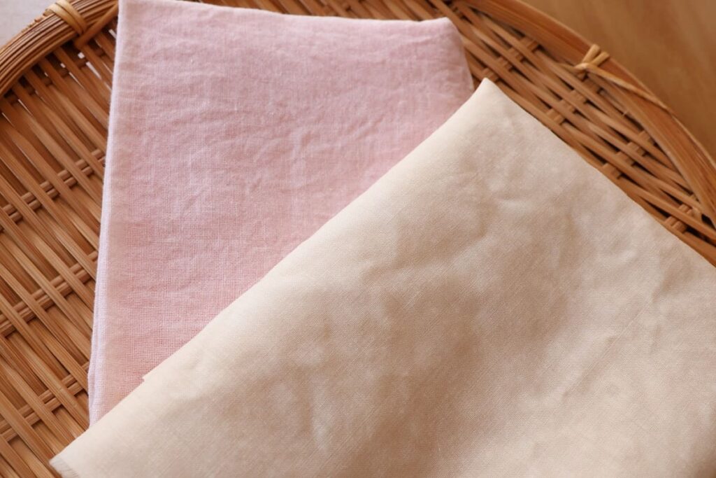 【さくらんぼの枝で草木染め】ピンク色に染められるか?